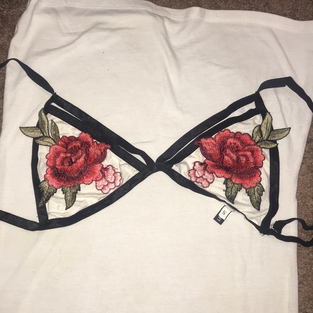 2/$10 Flower bra 🌺